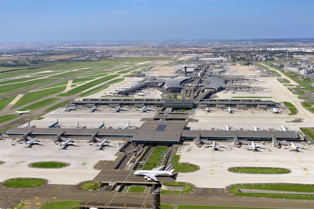 S&acirc;n bay Paris Charles de Gaulle